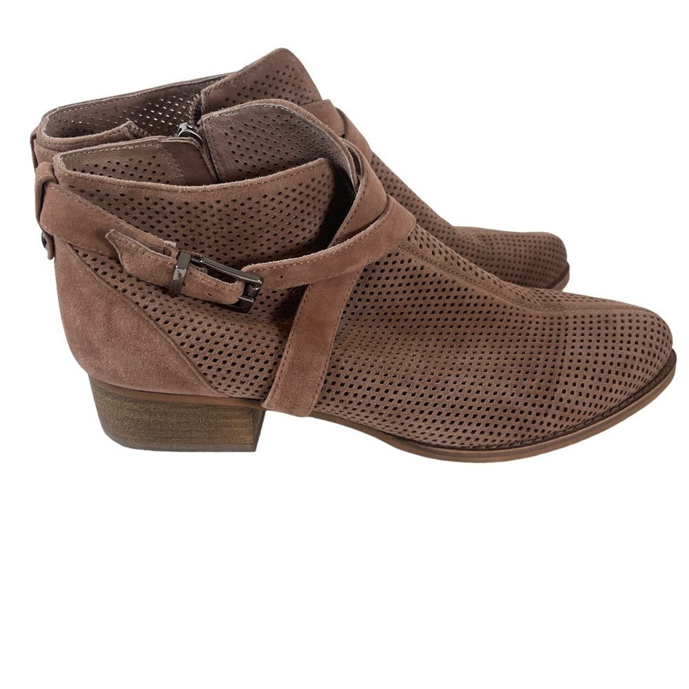 Vince Camuto Women’s Brown Perforated Buckle Ankle Boot Bootie Size 9.5